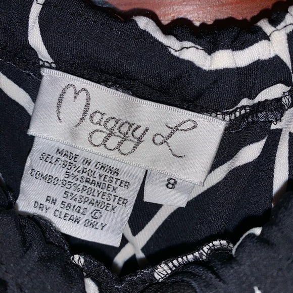 Black and White Dress Size 8 - Picture 3 of 4